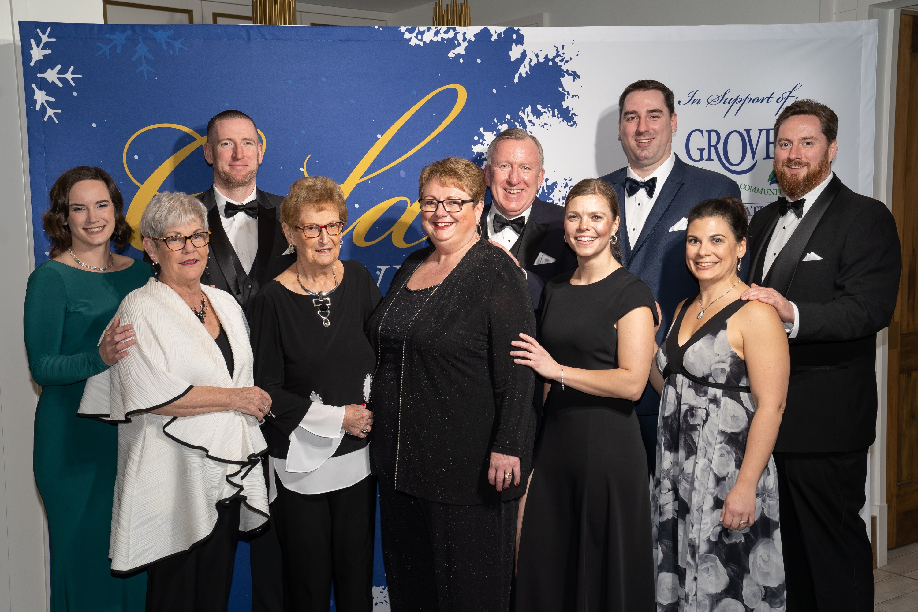 Bob & Lynn Cameron, owners of Heritage River Retirement Residence and Dinner Sponsors for the Gala, and their family